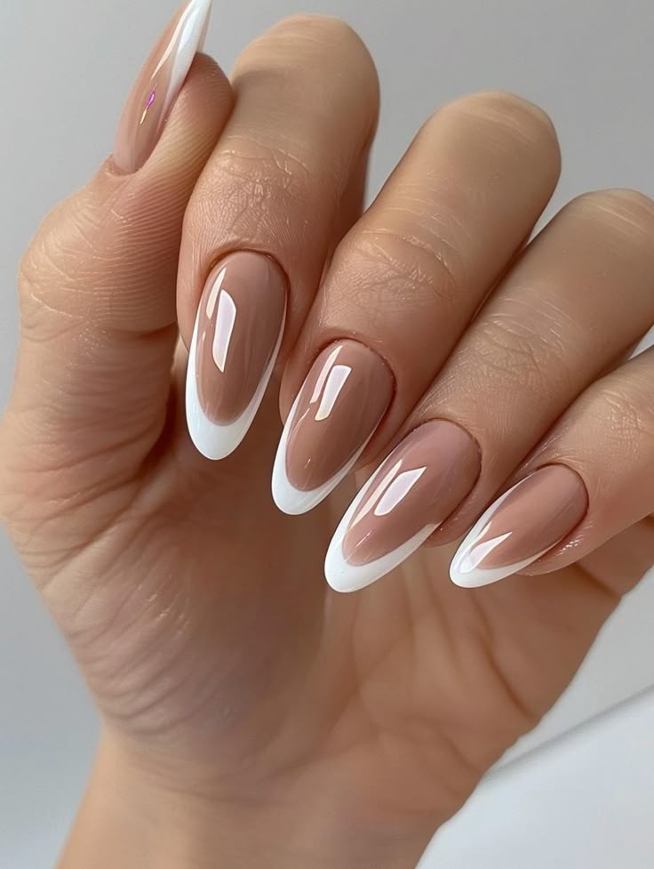 elegant-french-minimalist-nail-ideas